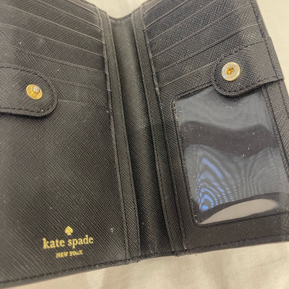 Kate Spade Wallet - Picture 2 of 3